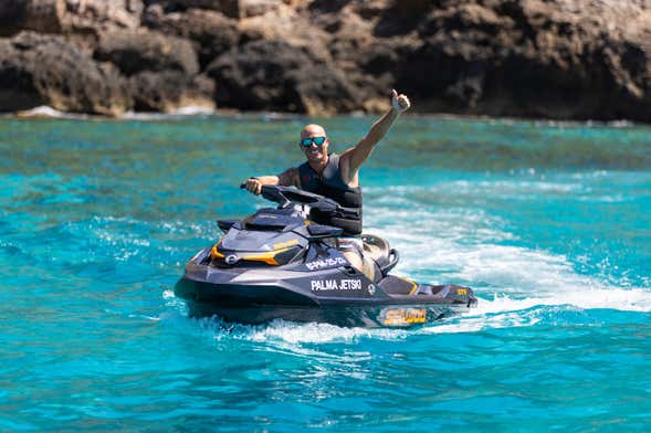 Location de jet-skis à Cala Nova