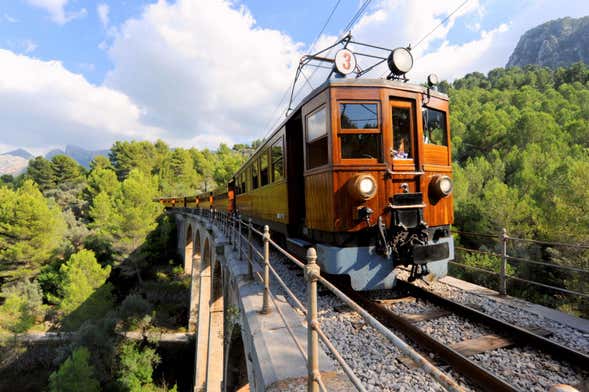 Train de Sóller et sanctuaire de Lluc