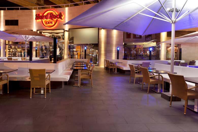 Terrasse du Hard Rock Cafe Mallorca le soir