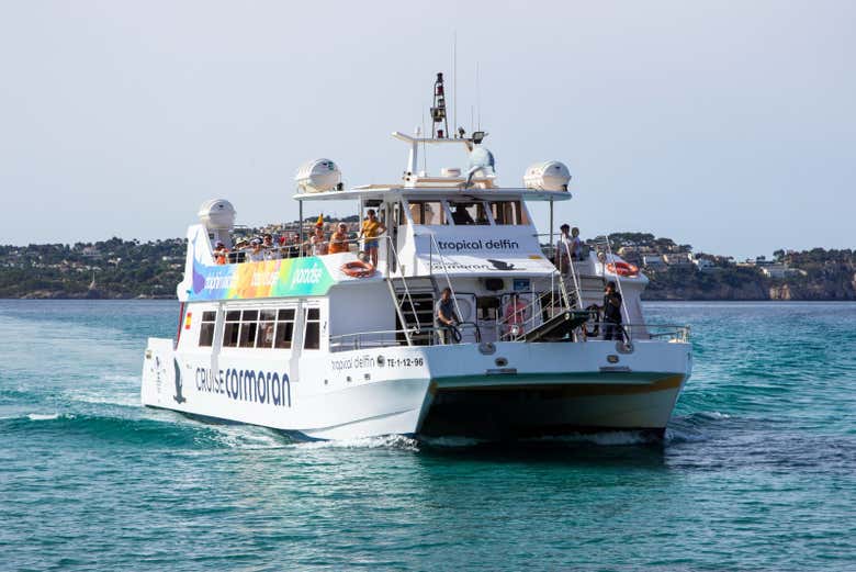 Bateau naviguant